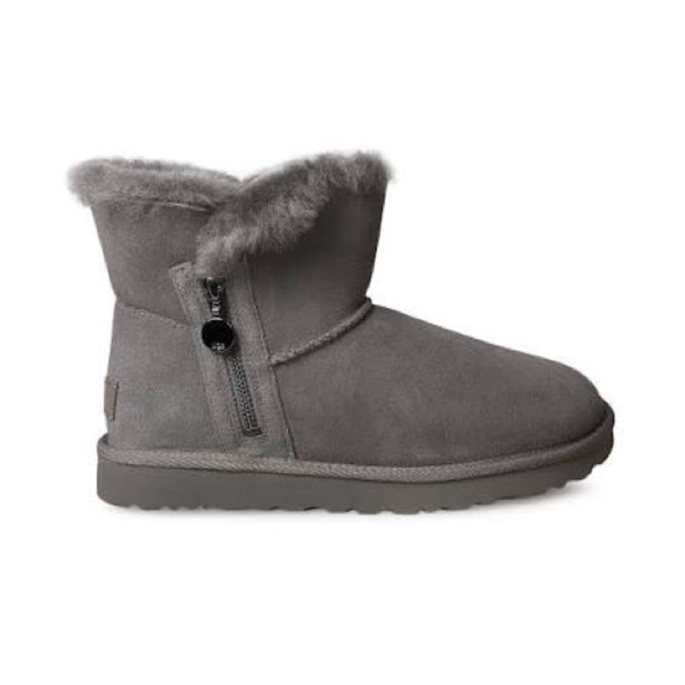 Women’s UGG Bailey Zip Mini Boot Grey Suede Size 5M